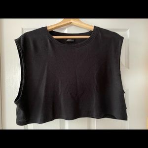 Boxy Waffle fabric black crop top